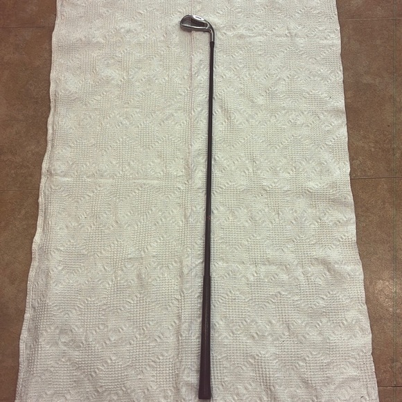 Golf Club - Picture 1 of 3